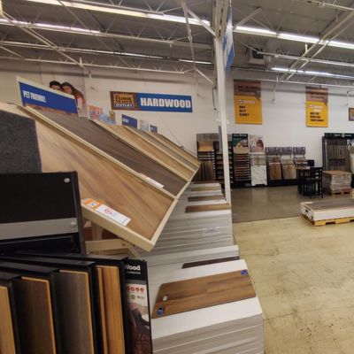 hardwood flooring section of the floor trader orange park